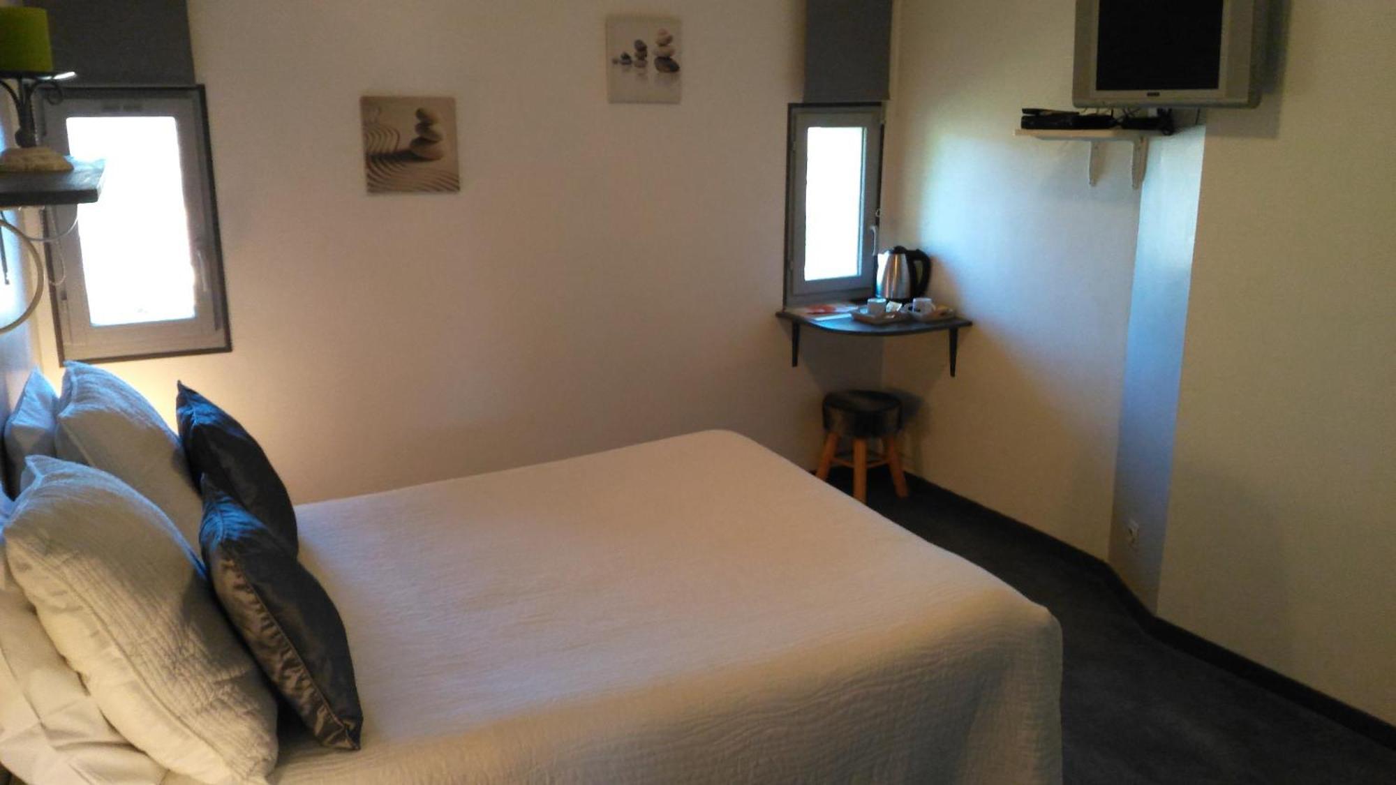 לינה וארוחת בוקר Pougnadoresse Esprit Garrigues D'Uzes חדר תמונה