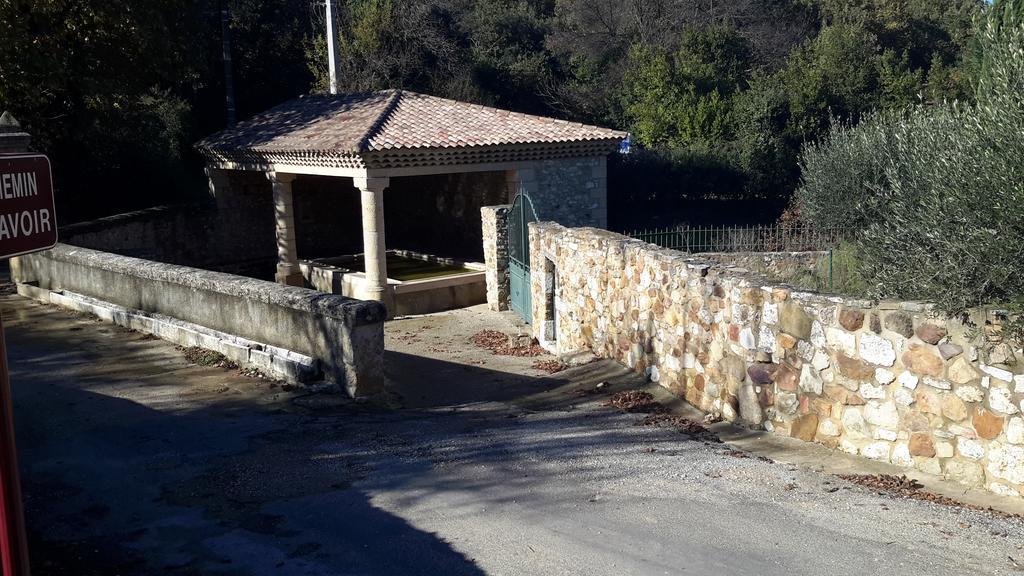 לינה וארוחת בוקר Pougnadoresse Esprit Garrigues D'Uzes מראה חיצוני תמונה
